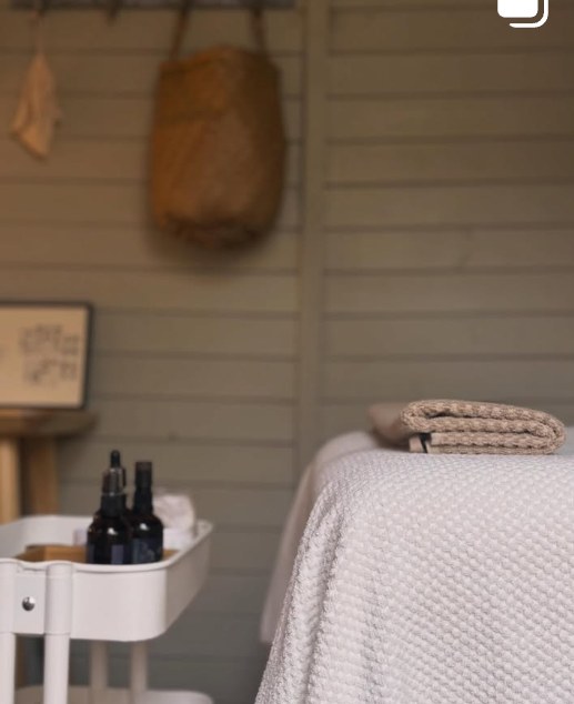 Organic oils in the treatment room